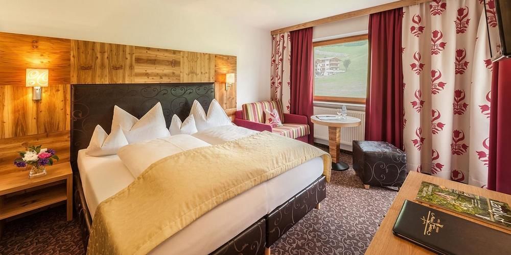Hotel Maria Theresia Герлос Экстерьер фото